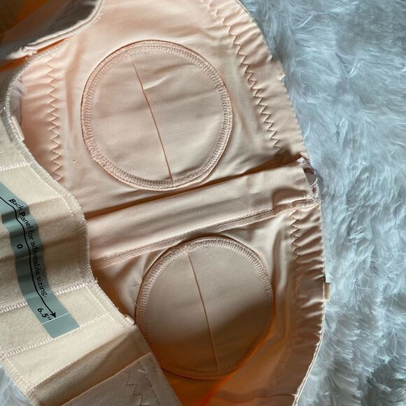 Simple Wishes Nursing Bra Hands Free Breastfeeding Pumping Bra NEW Size XS Large - Picture 3 of 10